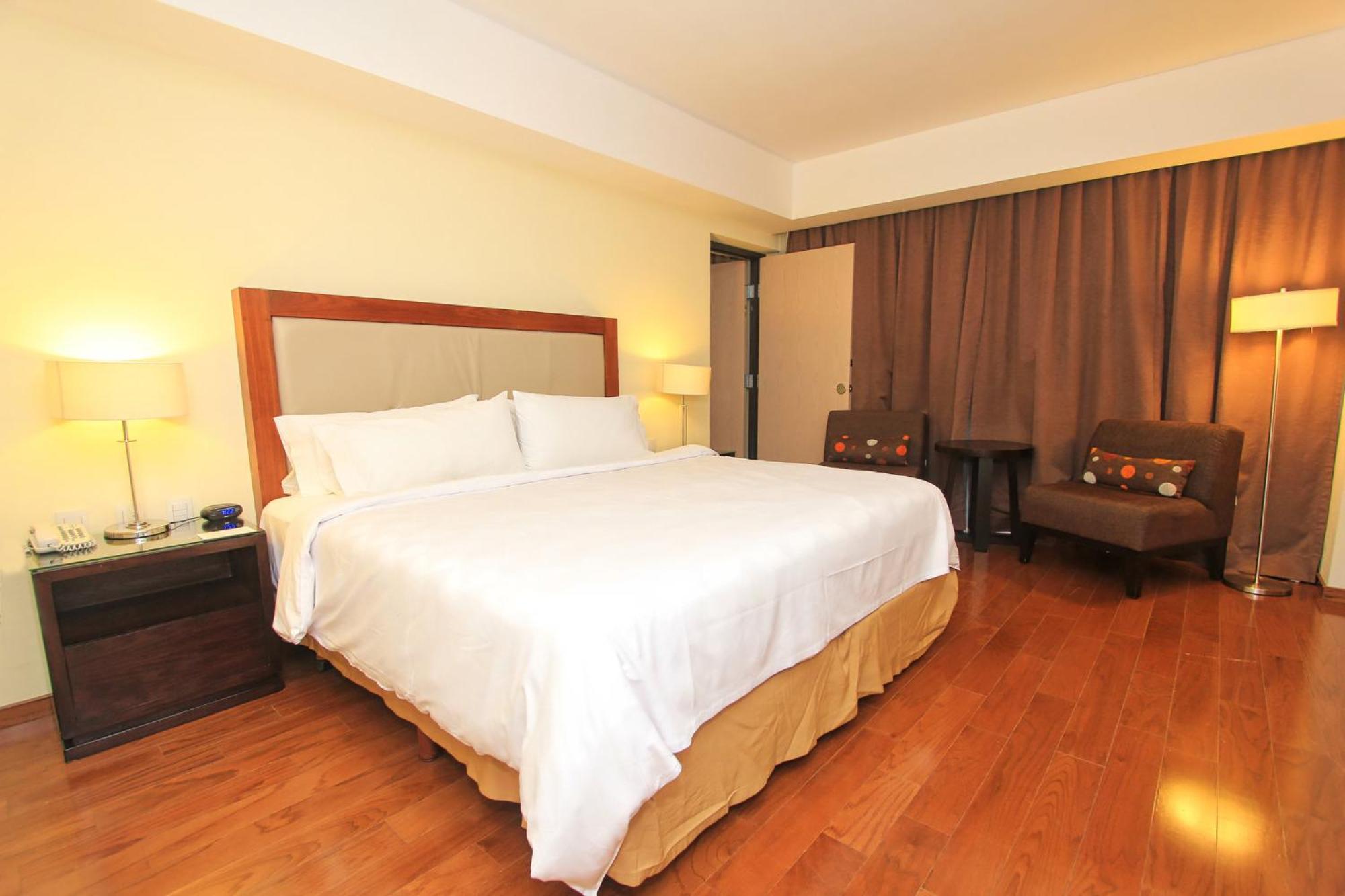 By Ihg 4* León